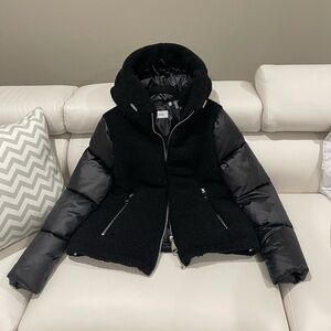 $300 Calvin Klein Women sherpa padded jacket in Size Xs